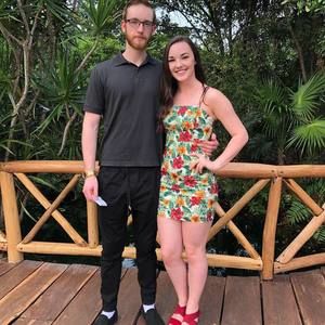 Meet your Posher, Kayla